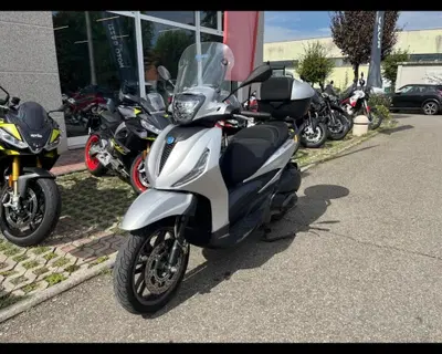 Piaggio Beverly 300 S ABS-ASR (2021 - 25) usata