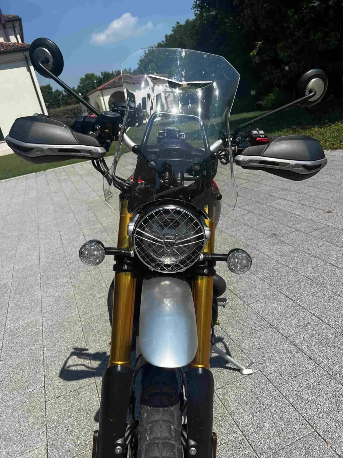 Triumph Scrambler 1200 XC Gold Line Edition (2021 - 23) (4)