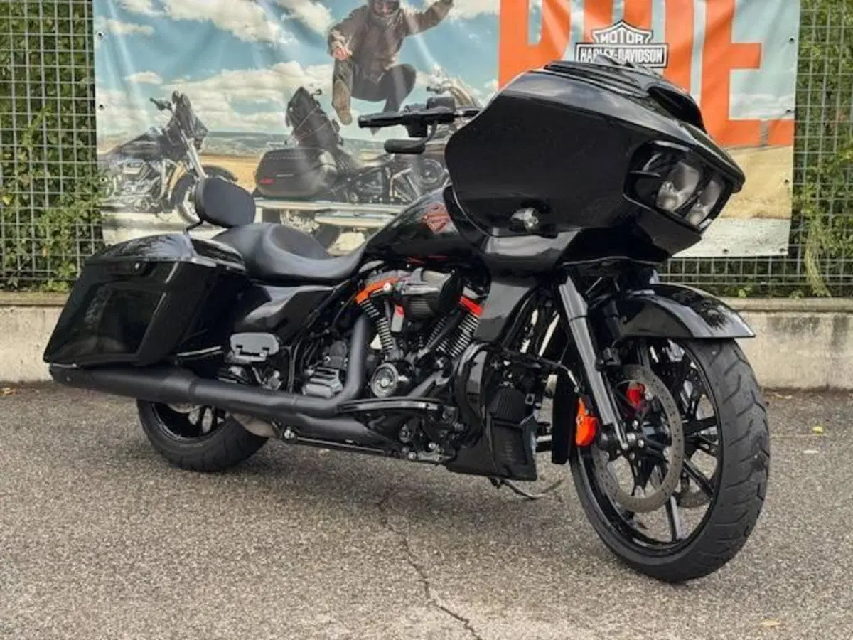 Harley-Davidson 107 Road Glide Special (2017 - 18) - FLTRXS (8)