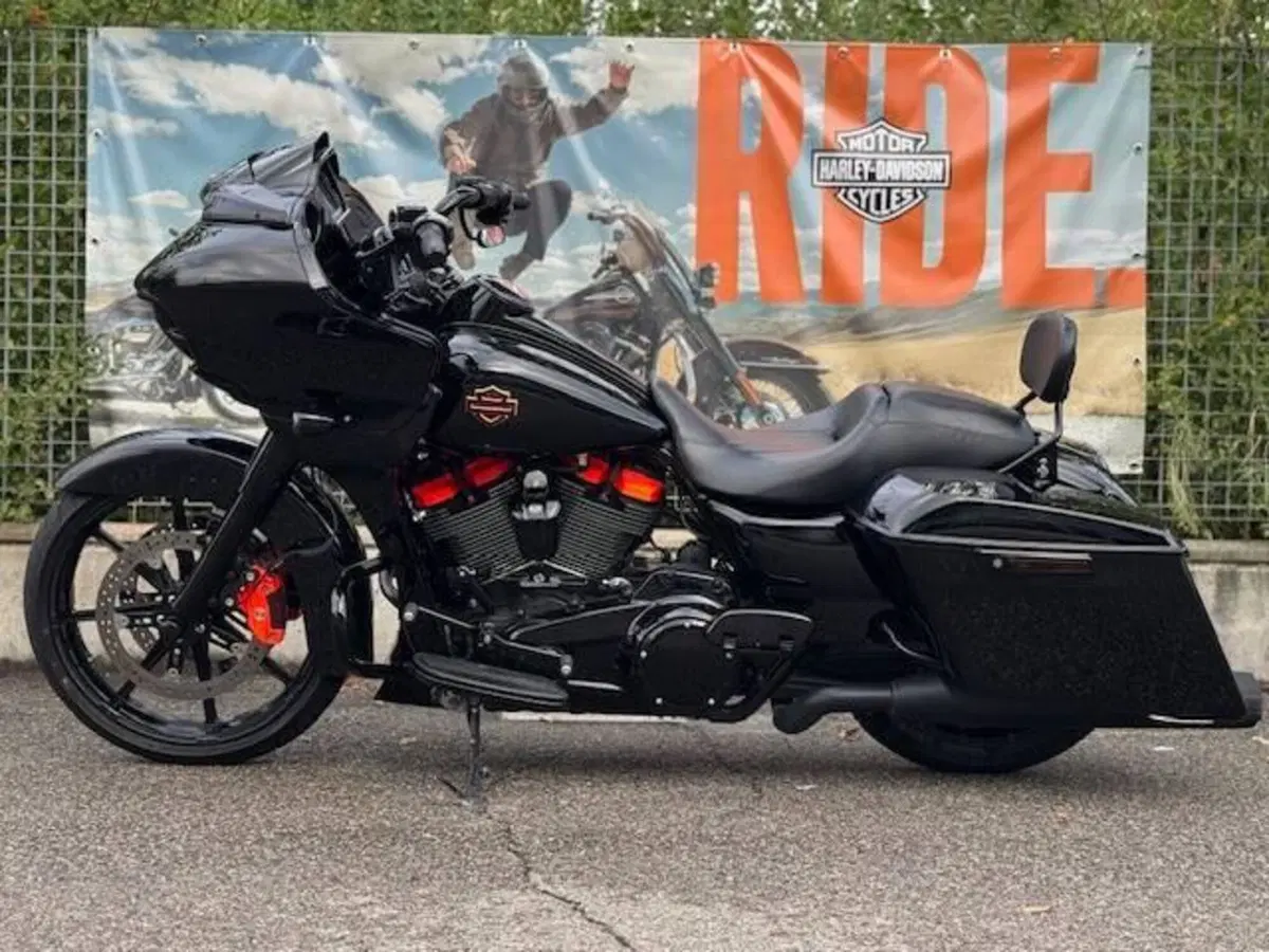 Harley-Davidson 107 Road Glide Special (2017 - 18) - FLTRXS (9)