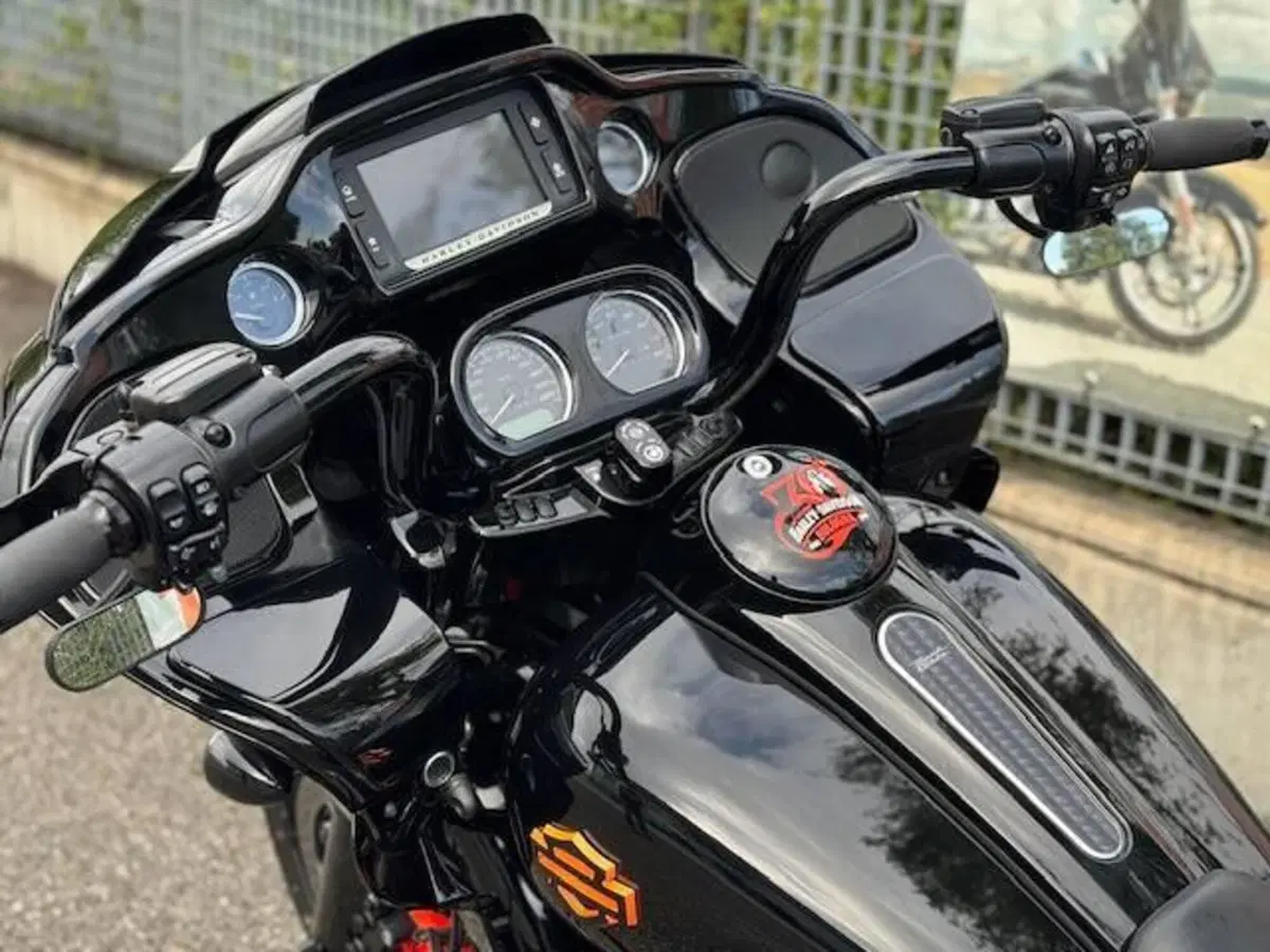 Harley-Davidson 107 Road Glide Special (2017 - 18) - FLTRXS (12)