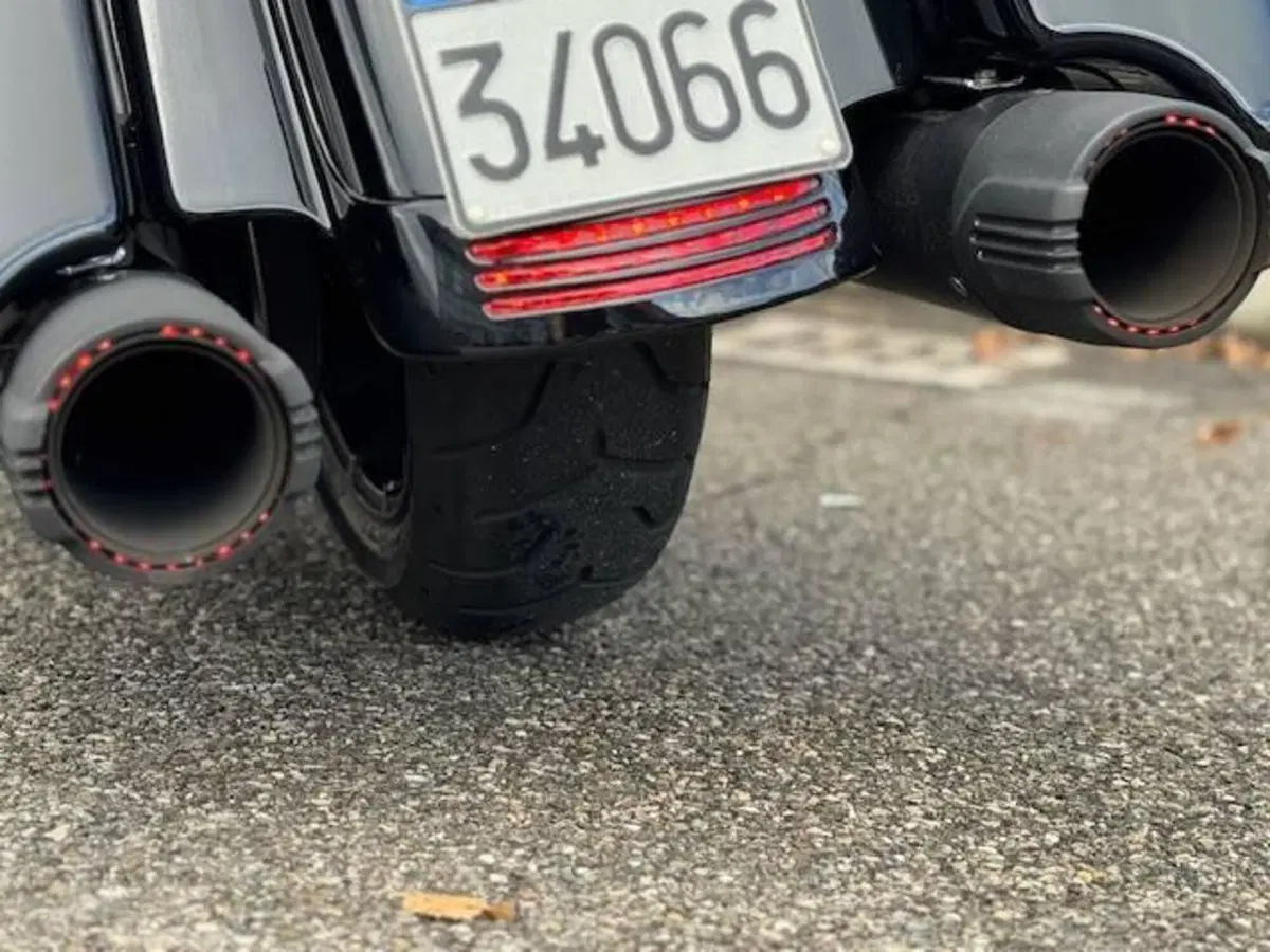 Harley-Davidson 107 Road Glide Special (2017 - 18) - FLTRXS (19)
