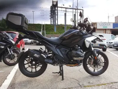 Bmw R 1300 GS Triple Black (2023 - 26) usata