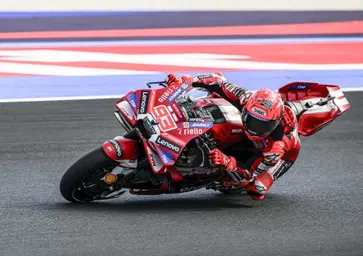La Sprint si decide alla prima curva: Márquez infila Bezzecchi! [CLASSIFICA]
