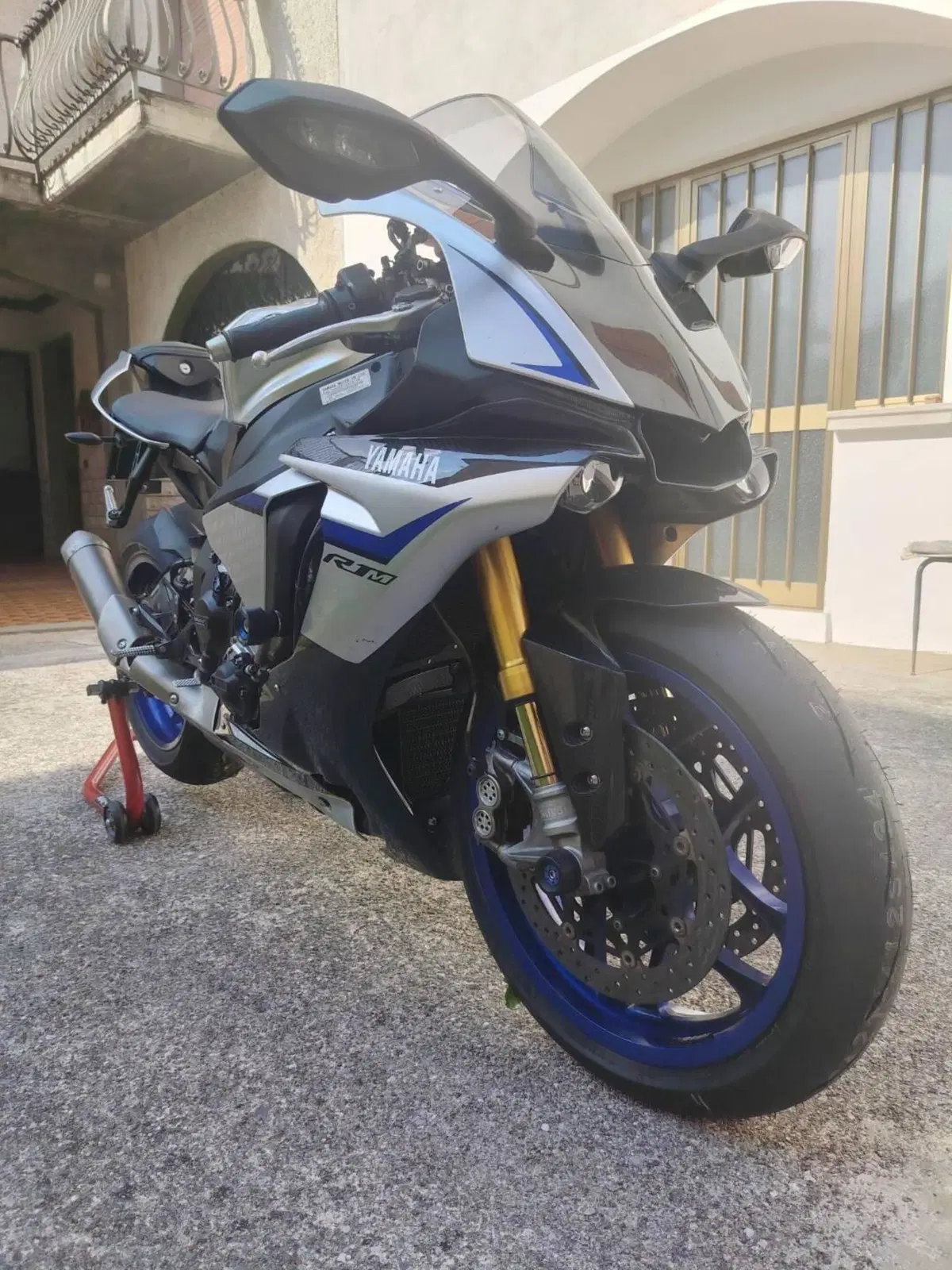 Yamaha YZF R1 M (2015 - 16) (2)