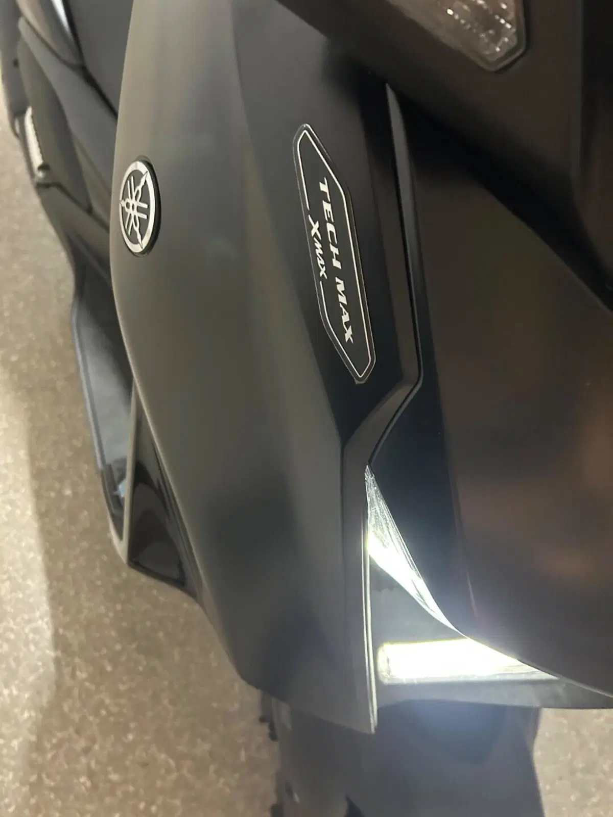 Yamaha X-Max 300 Tech Max (2021 - 24) (4)