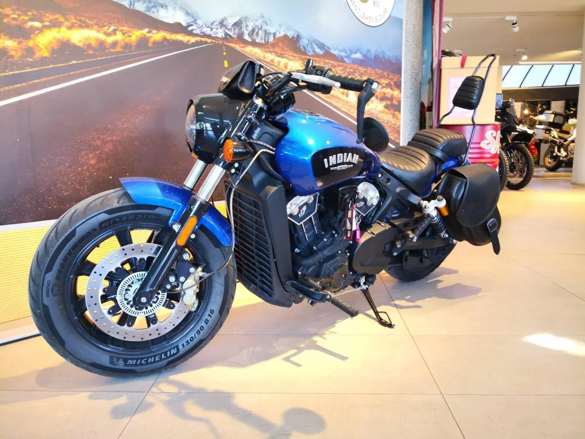 Indian Scout 1133 Bobber Icon (2020 - 21) (11)