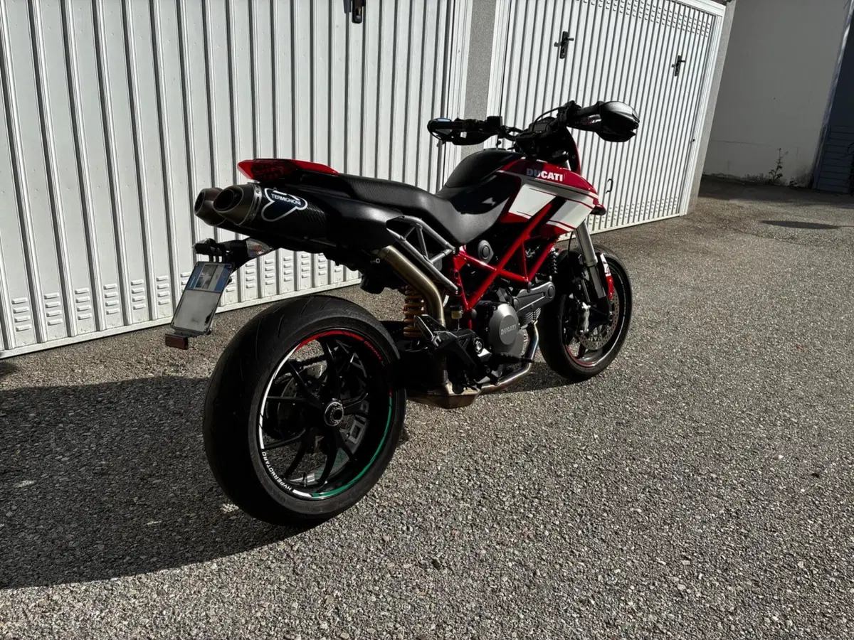Ducati Hypermotard 796 (2012) (2)