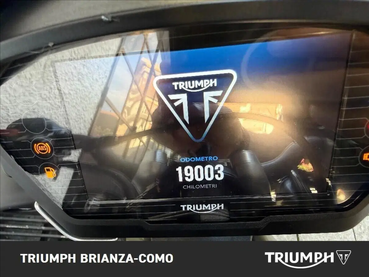 Triumph Street Triple RS (2017 - 19) (4)