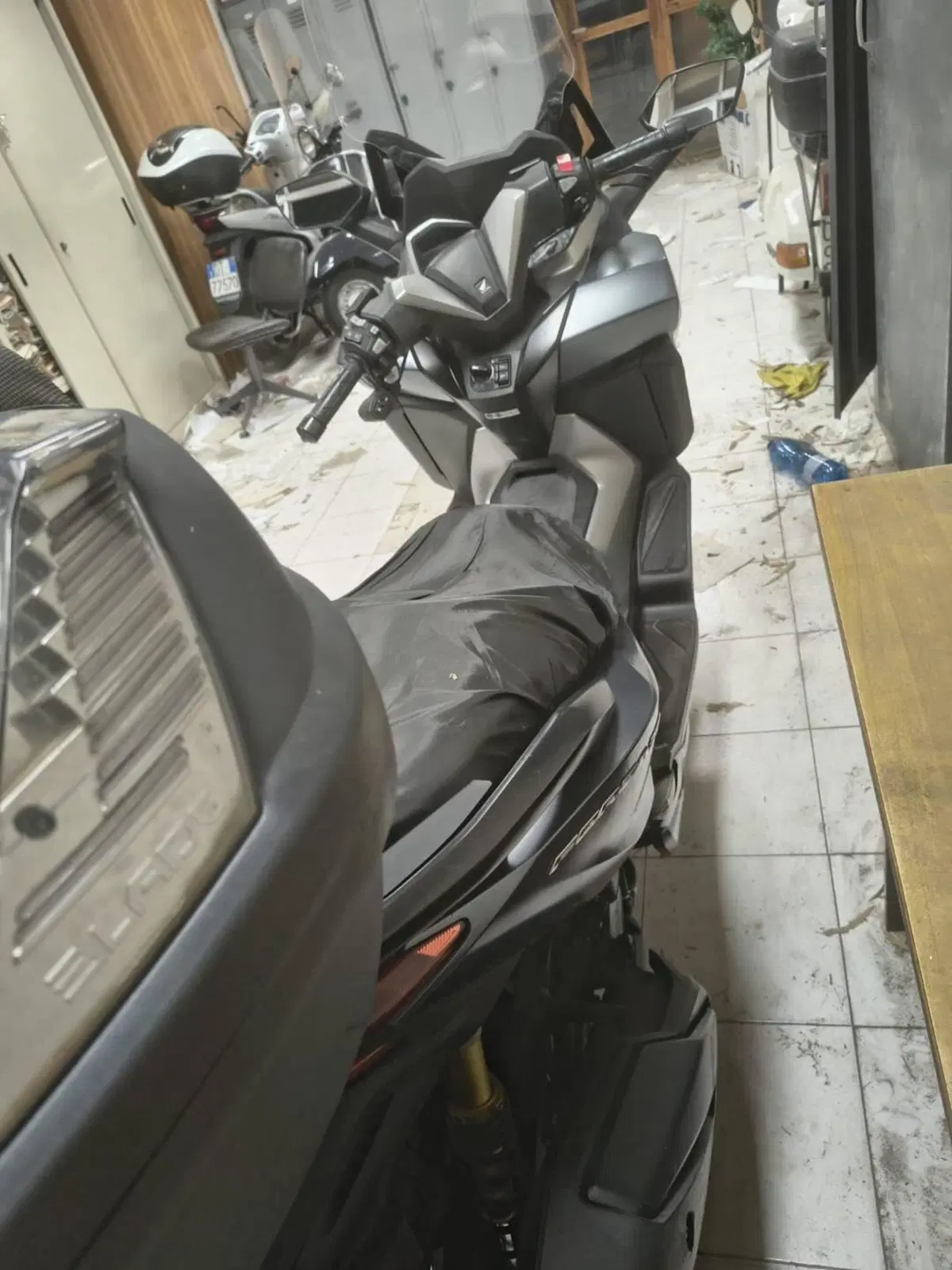 Honda Forza 350 Deluxe (2022 - 24) (5)