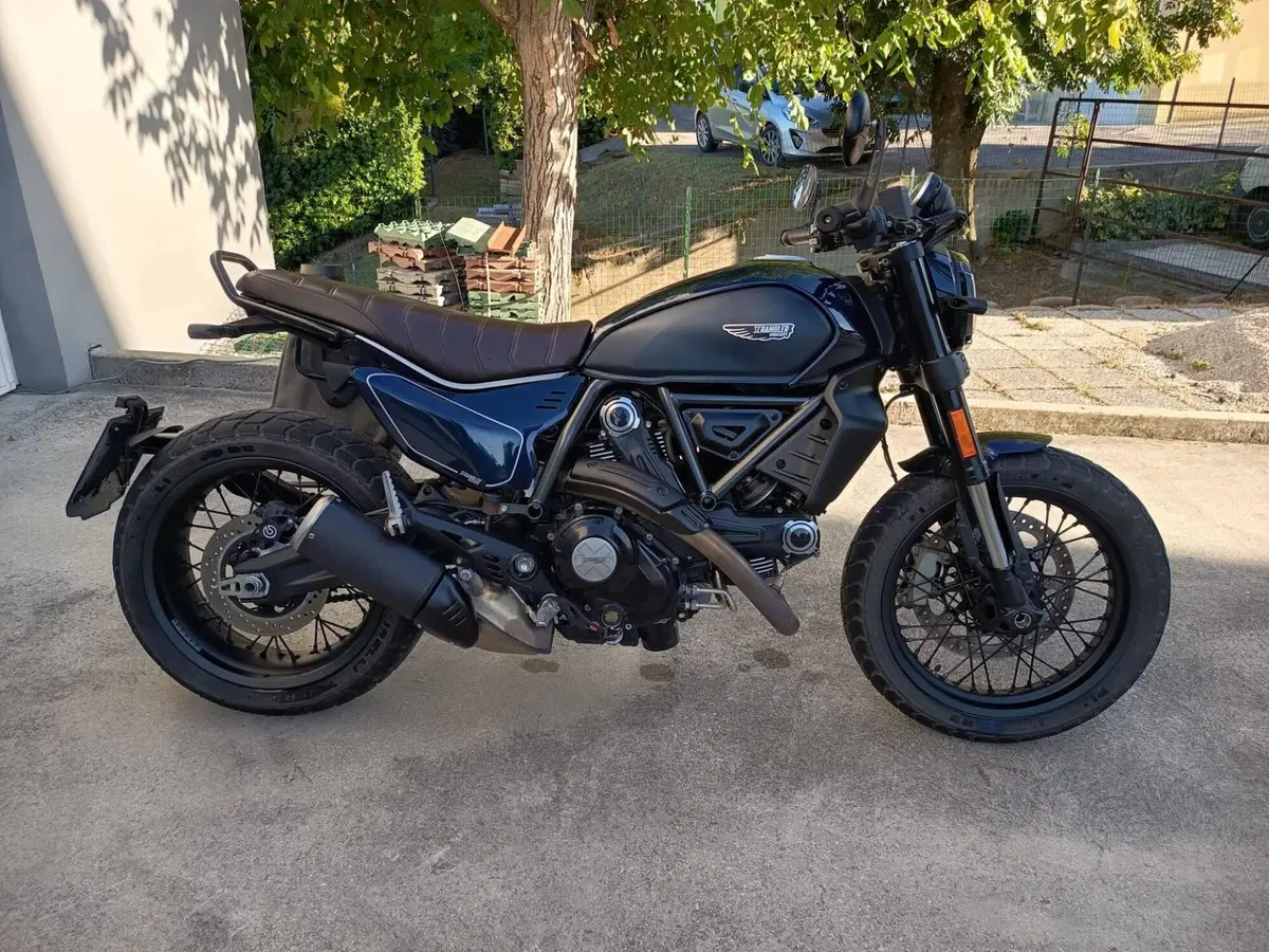 Ducati Scrambler 800 Nightshift (2023 - 24)