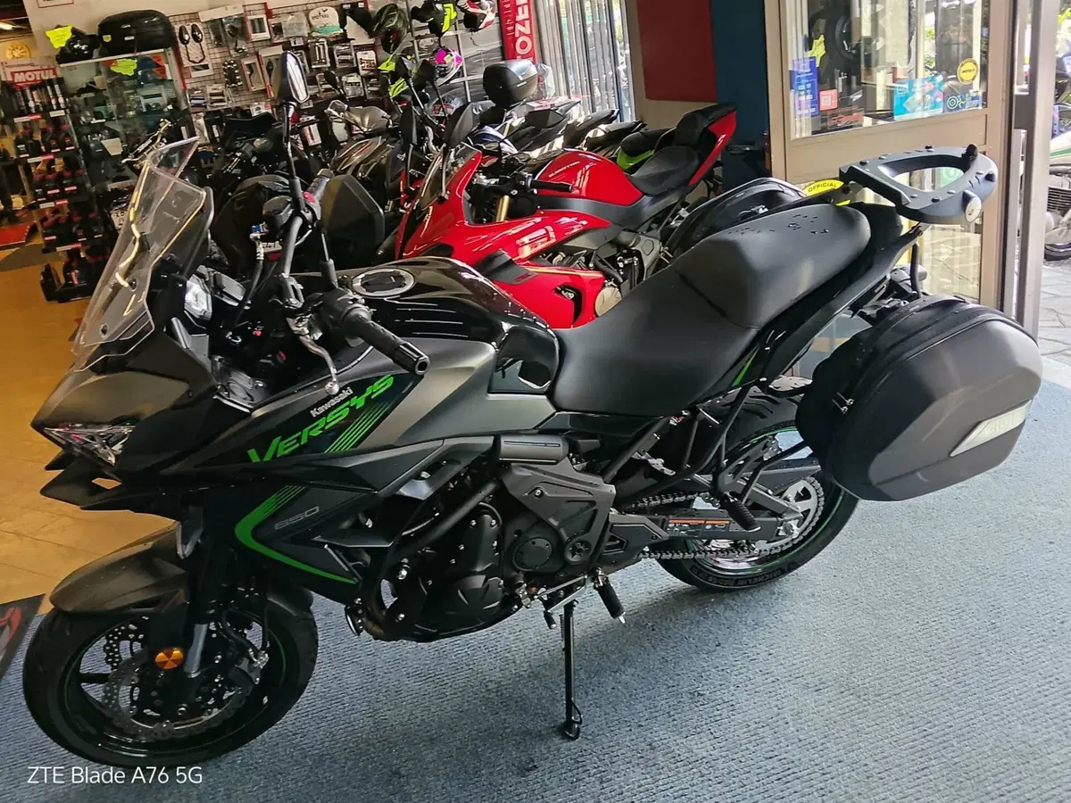 Kawasaki Versys 650 (2025 - 26) (10)