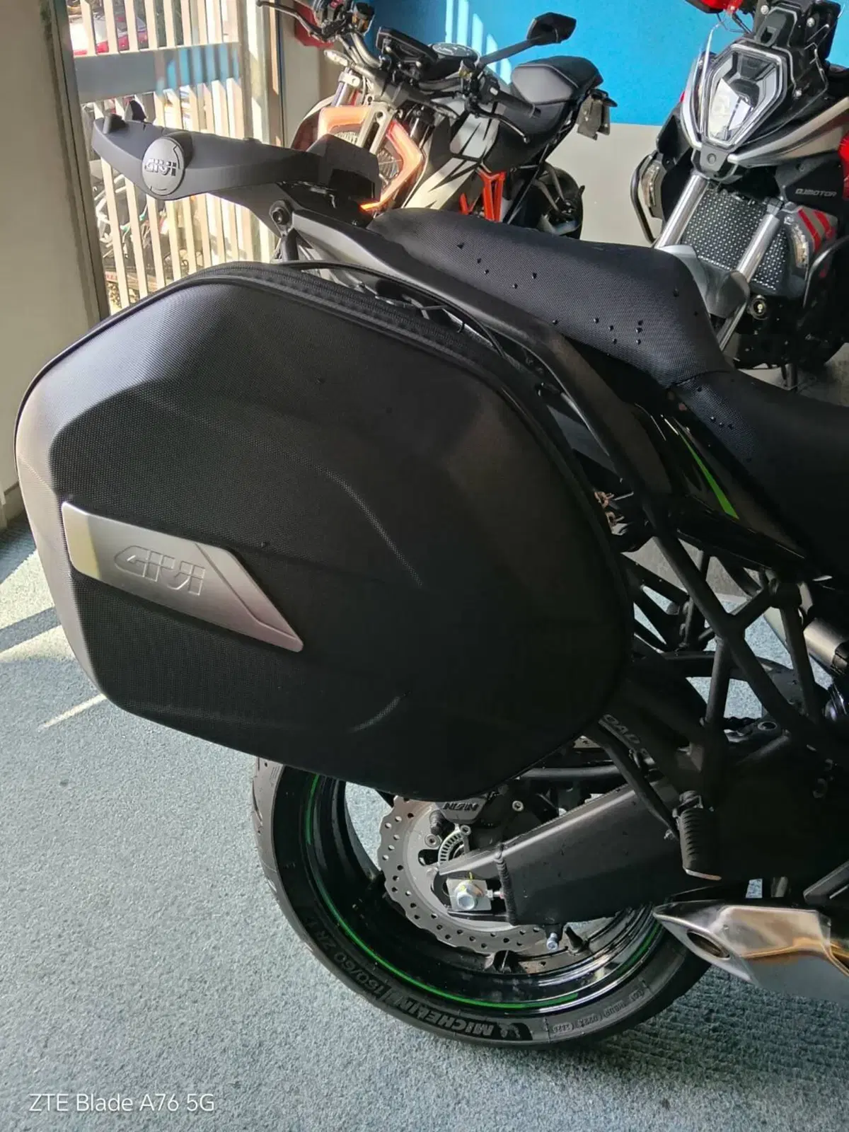 Kawasaki Versys 650 (2025 - 26) (11)