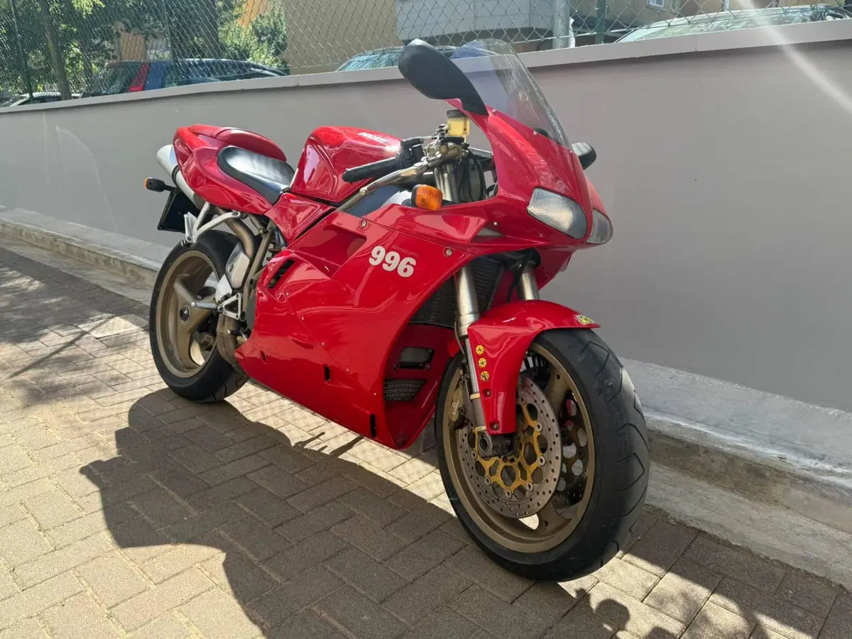 Ducati 996 Biposto (1998 - 01) (2)