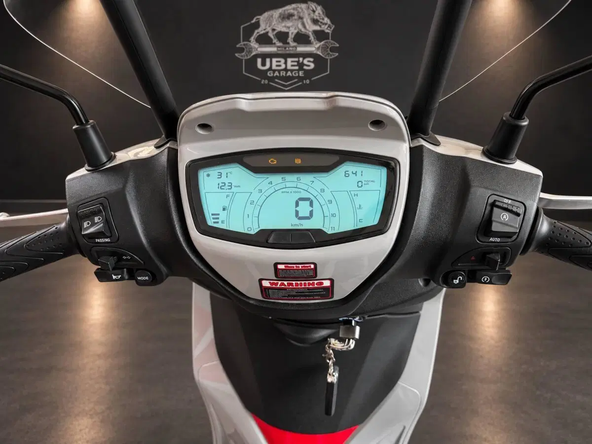 Swm C-Fly 125 (2026) (8)
