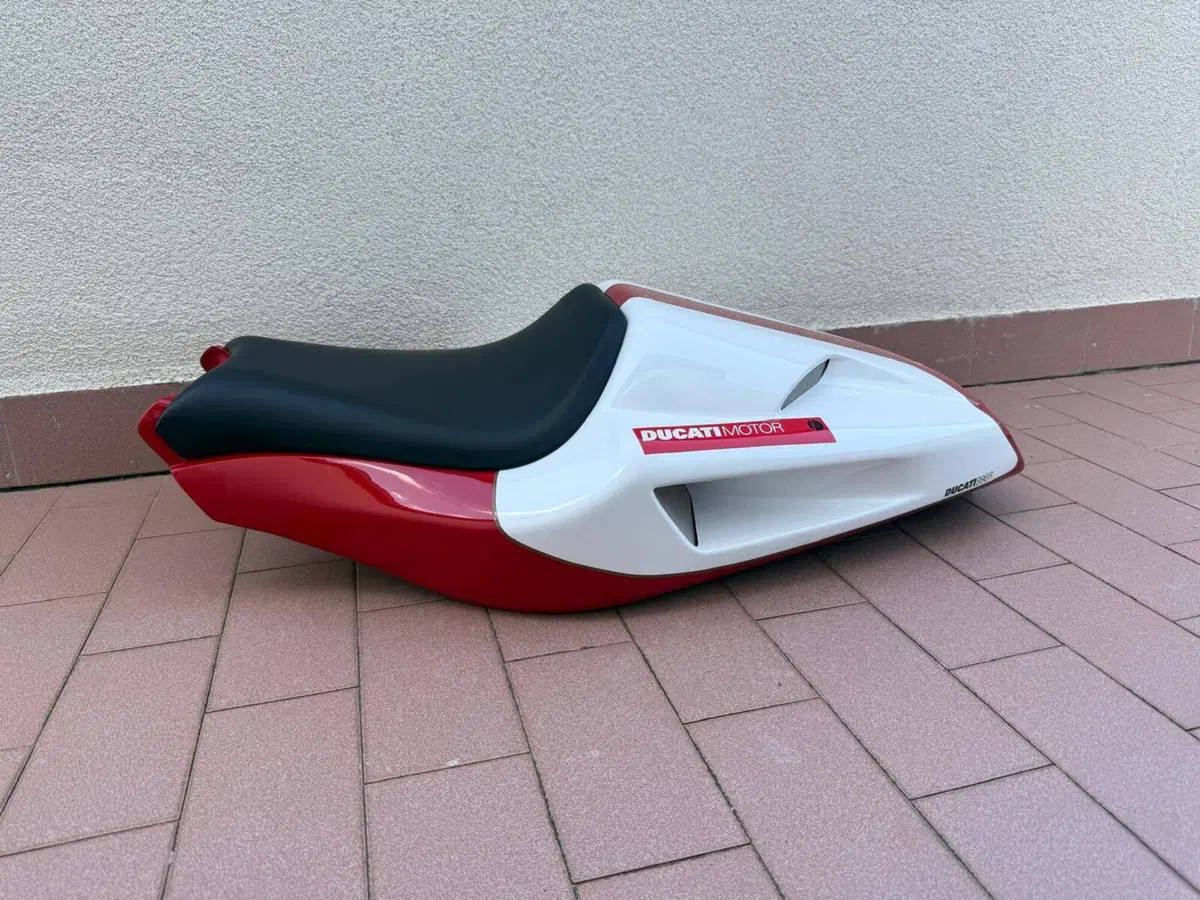 Ducati 996 Biposto (1998 - 01) (7)