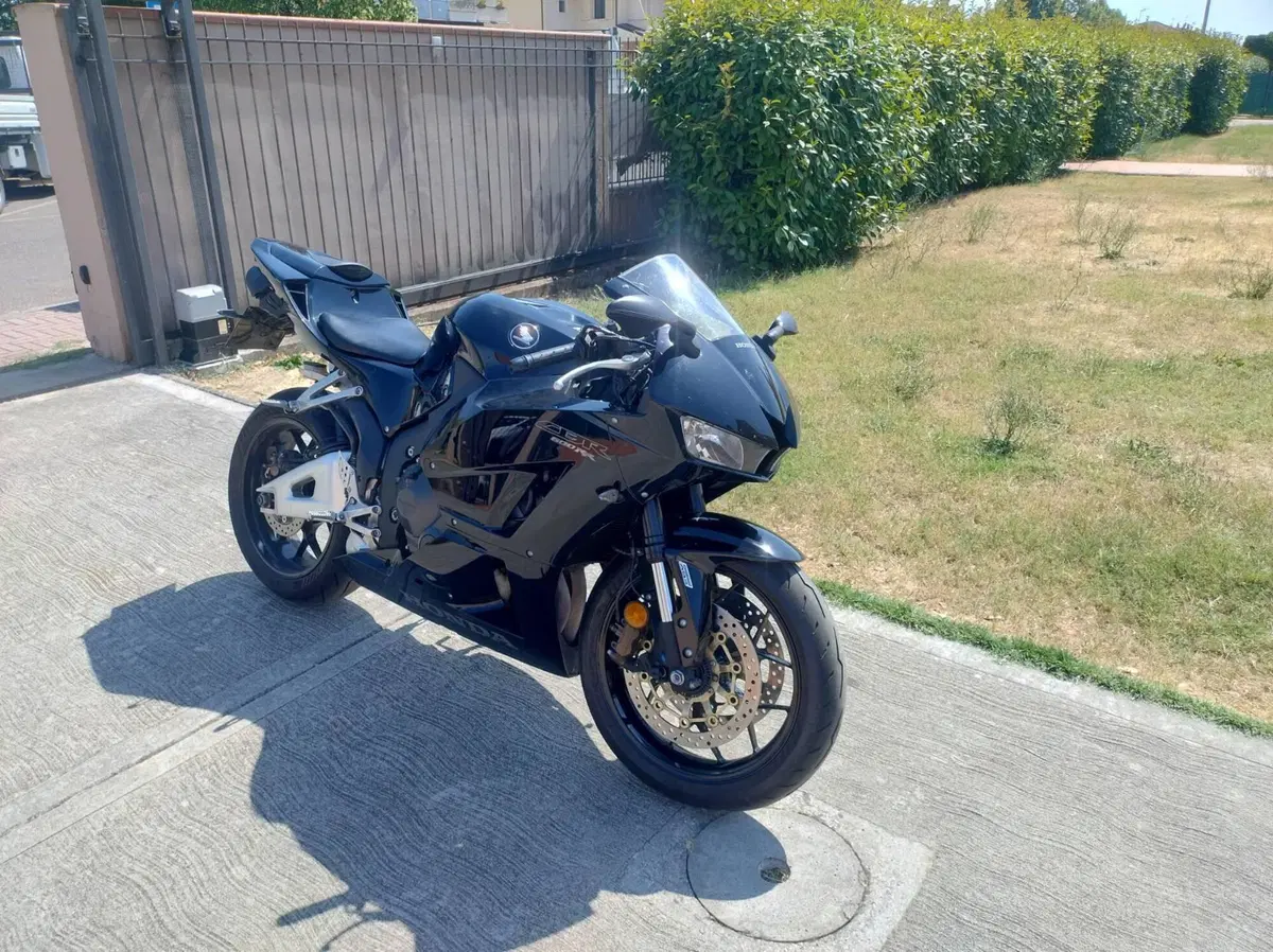 Honda CBR 600 RR ABS (2012 - 16) (2)