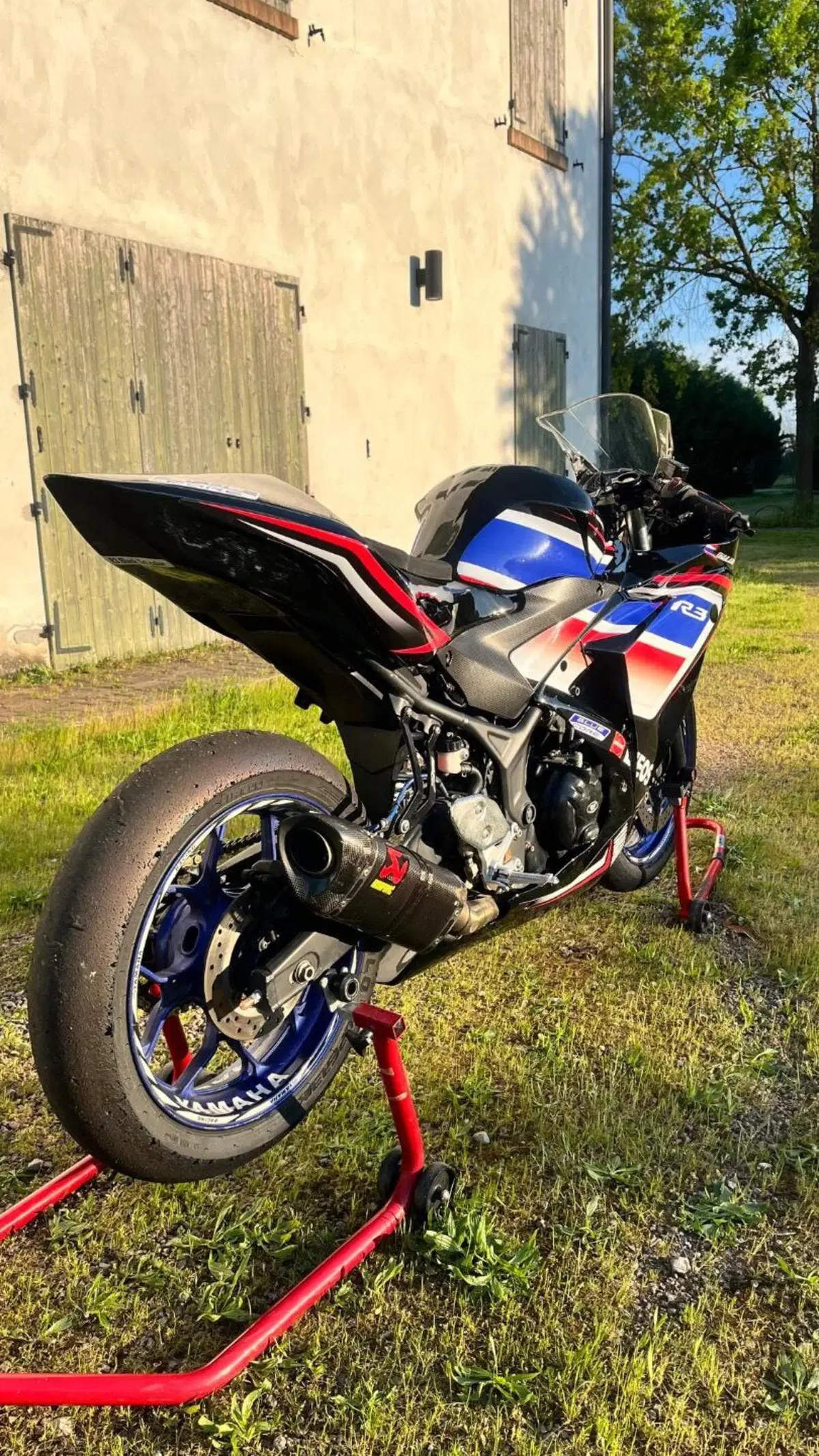 Yamaha YZF R3 (2018) (4)