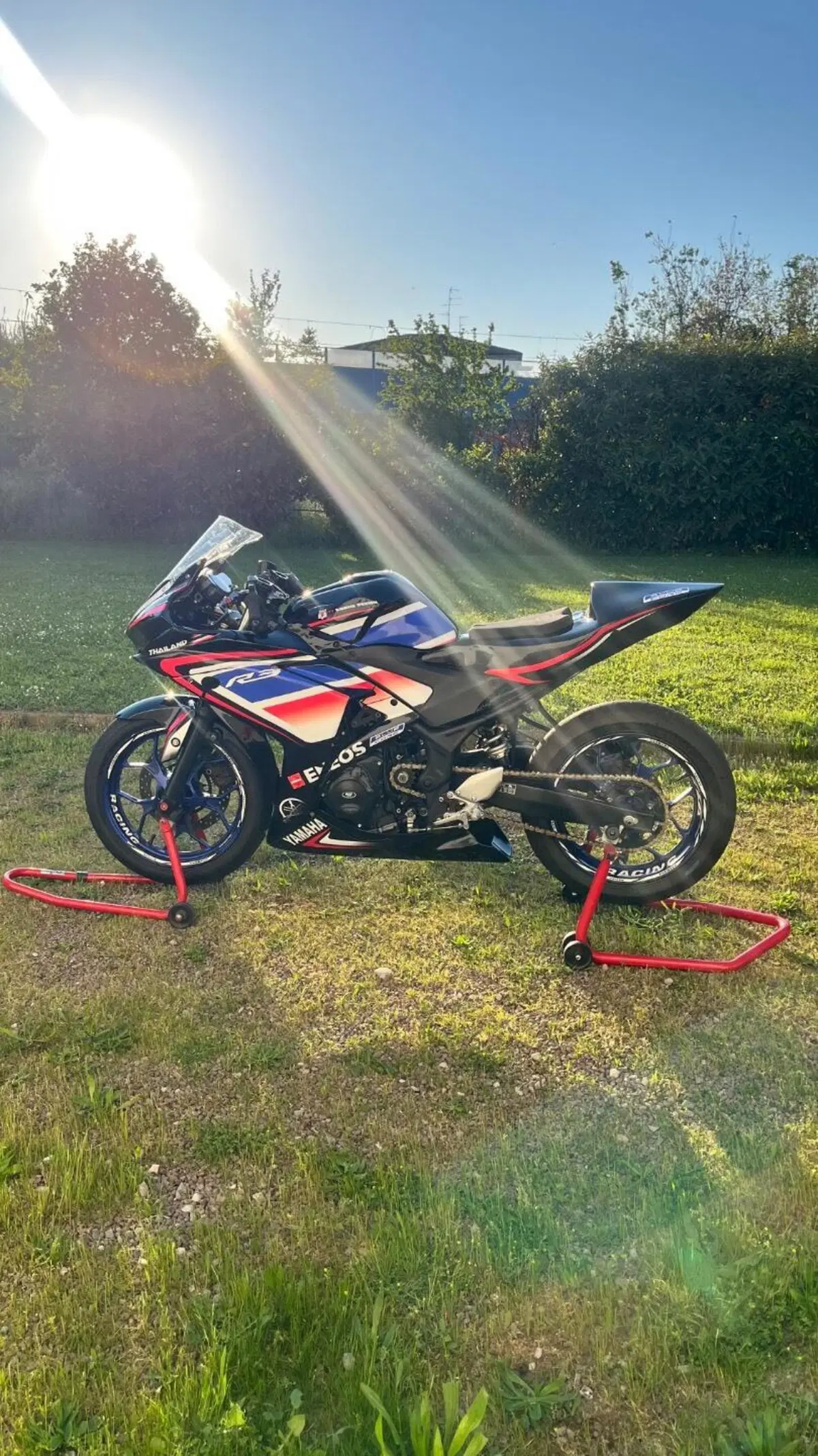 Yamaha YZF R3 (2018) (2)