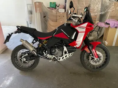 Ducati DesertX Discovery (2025) usata