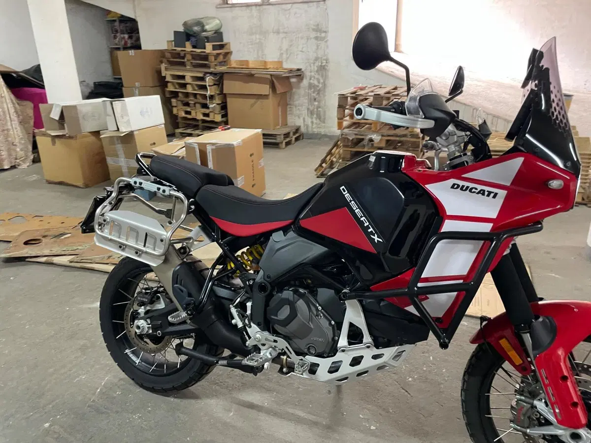 Ducati DesertX Discovery (2025) (5)