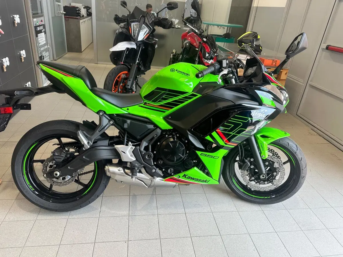 Kawasaki Ninja 650 (2021 - 24)