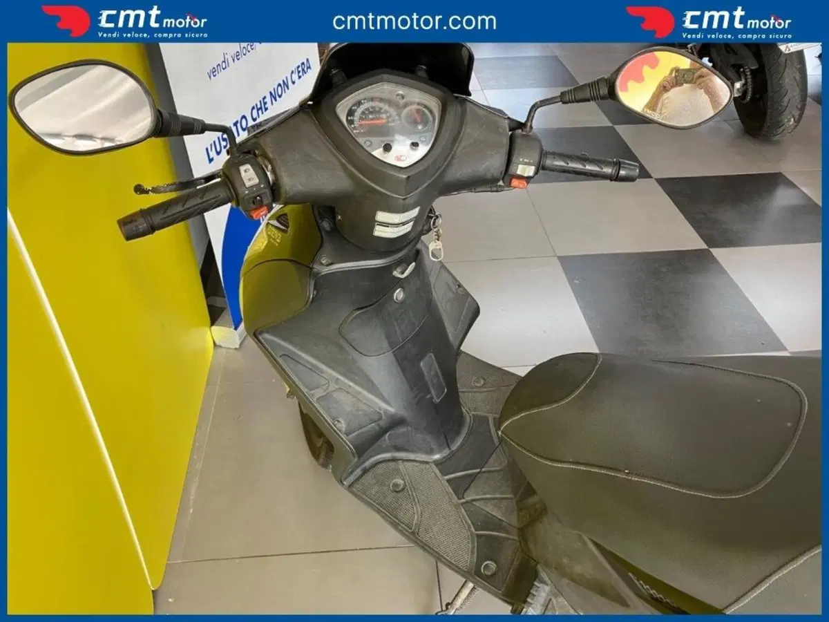 Kymco Agility 125 R12 (2007 - 13) (6)