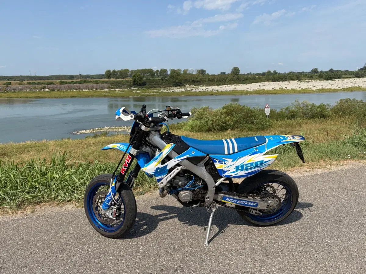 Tm Moto SMR 125 (2017) (8)
