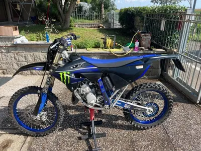 Yamaha YZ 125 Monster Energy (2023) usata
