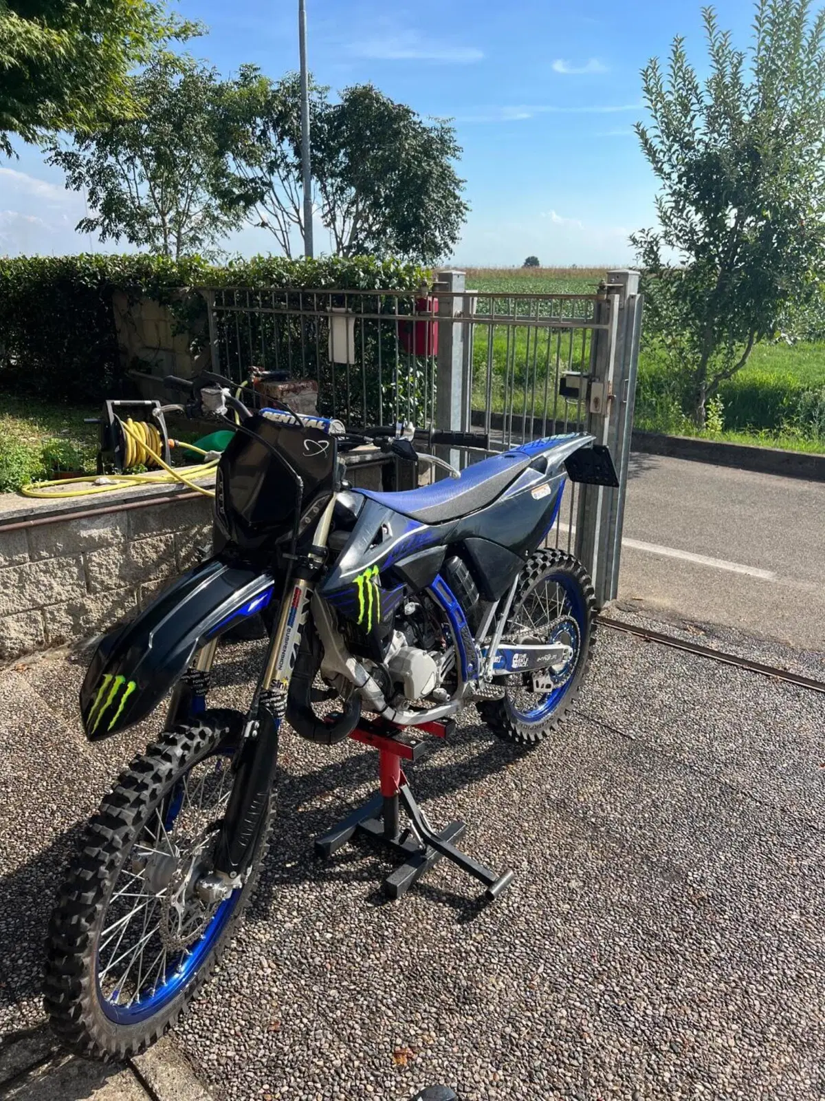 Yamaha YZ 125 Monster Energy (2023) (4)