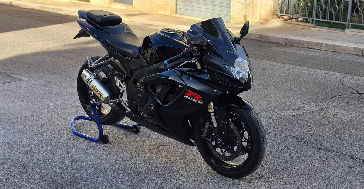 Suzuki GSX R 600 (2006 - 07) (2)