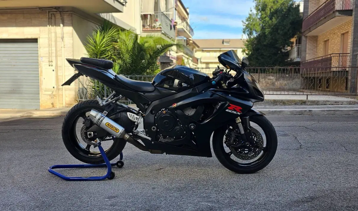 Suzuki GSX R 600 (2006 - 07) (4)
