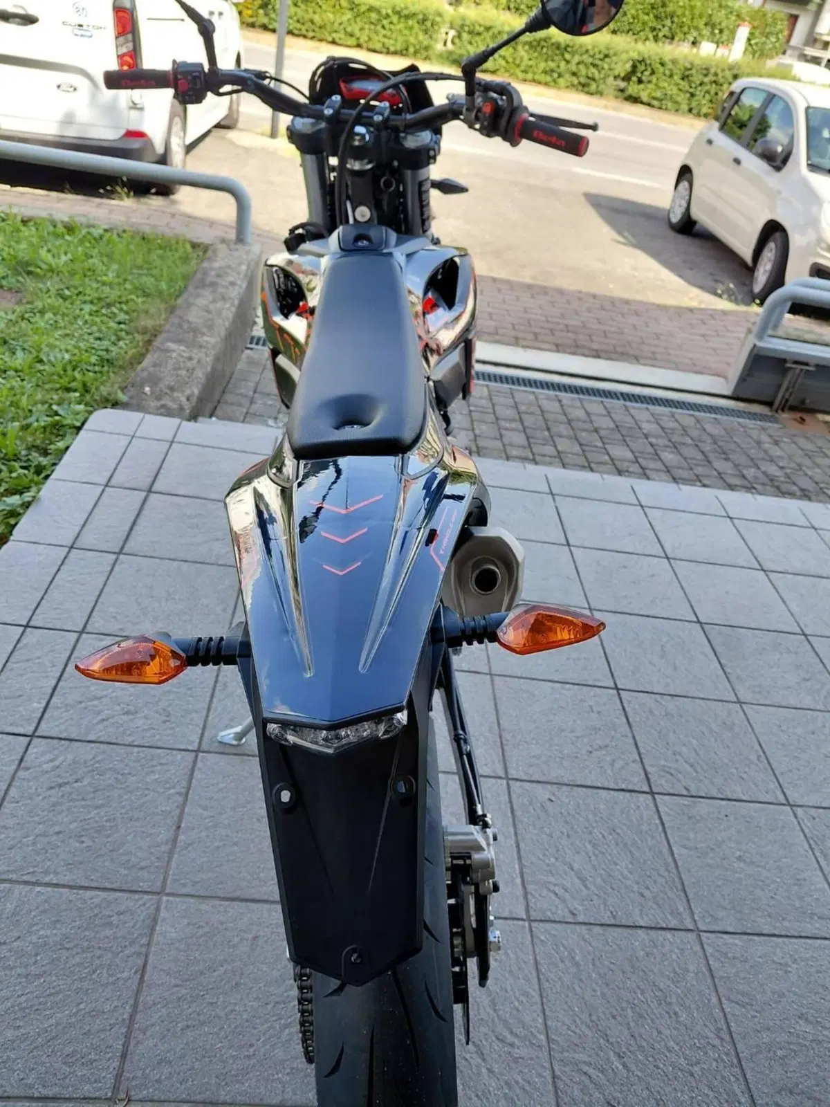 Betamotor RR 125 4T Motard T (2025 - 26) (5)