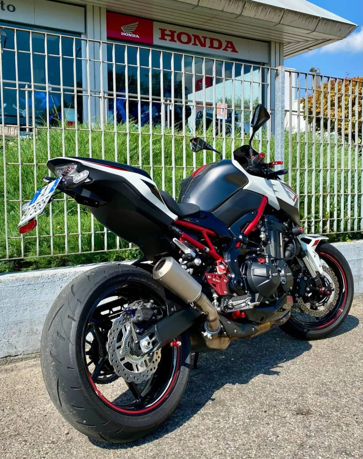Kawasaki Z 900 (2021 - 24) (4)