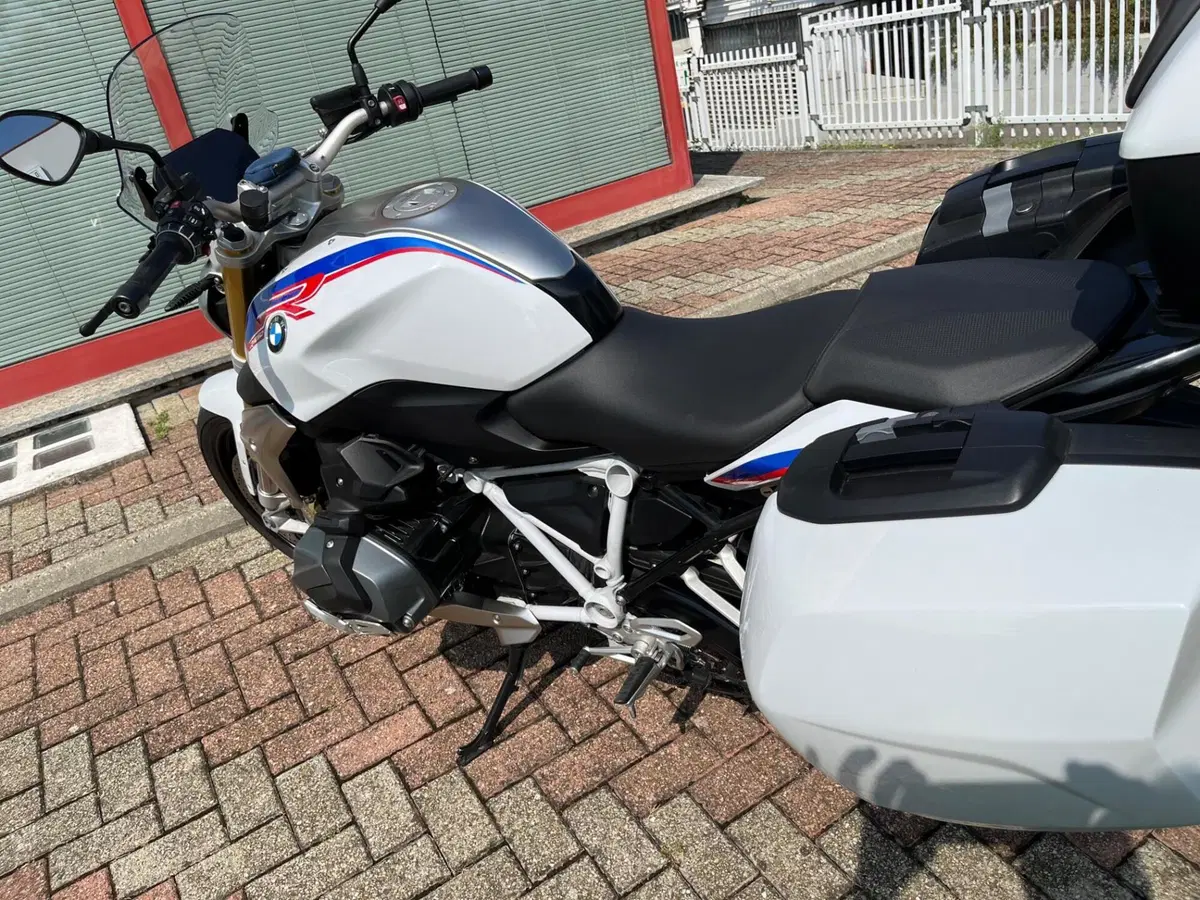 Bmw R 1250 R (2021 - 25) (9)
