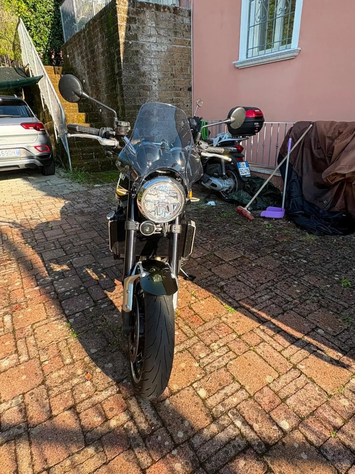 Kawasaki Z 900 RS (2021) (2)