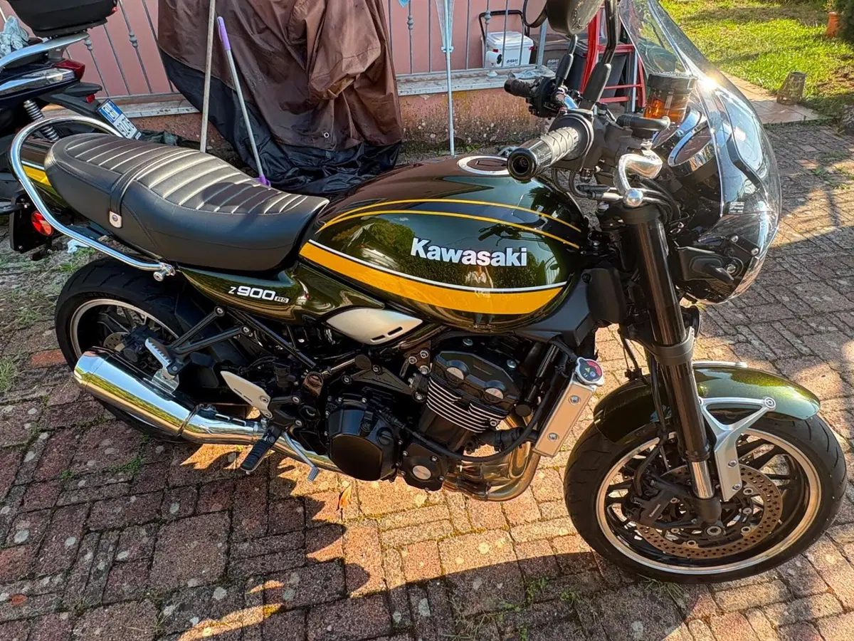 Kawasaki Z 900 RS (2021) (3)