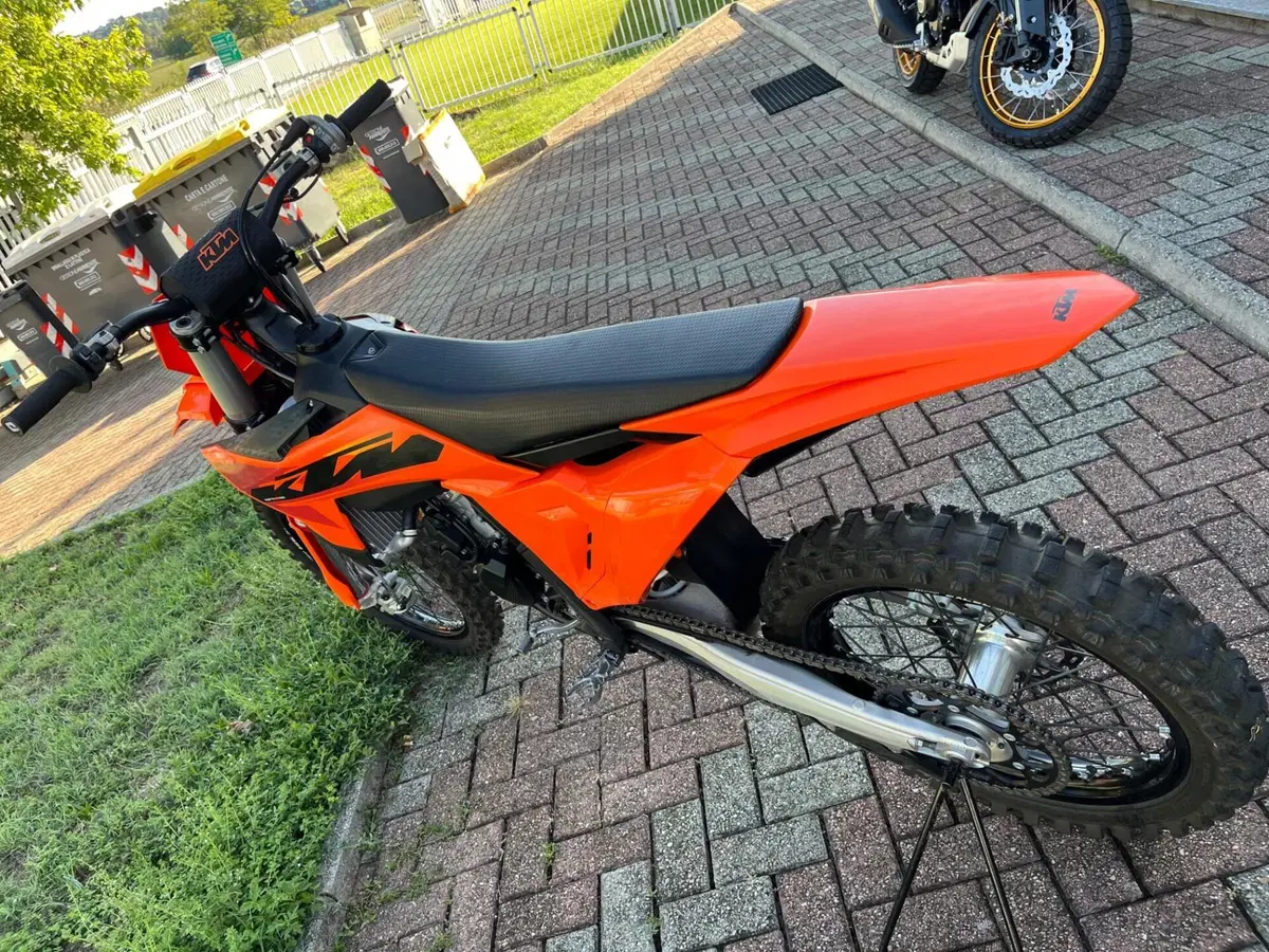 KTM 125 SX (2025) (9)