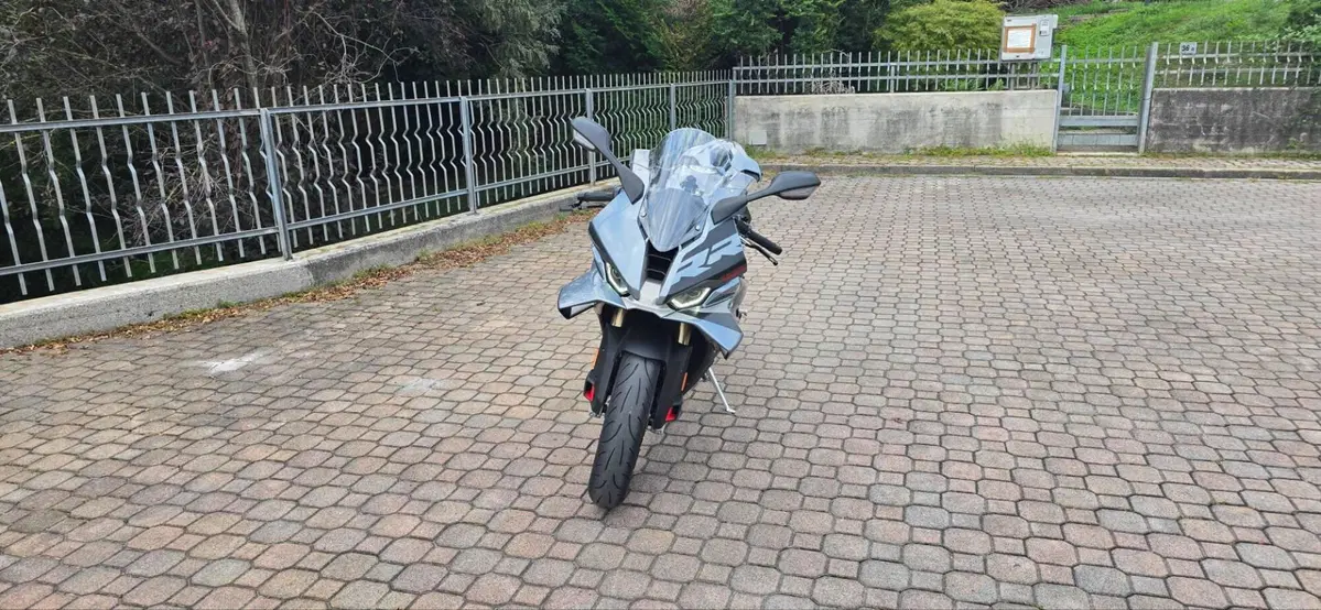 Bmw S 1000 RR (2025 - 27) (12)