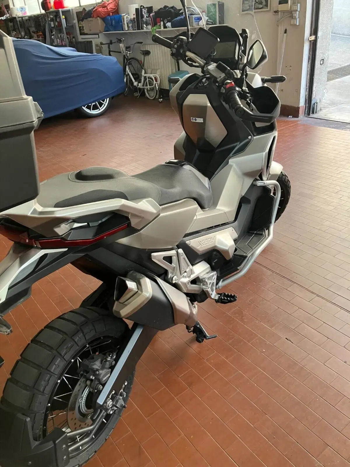 Honda X-ADV 750 (2018 - 20) (2)