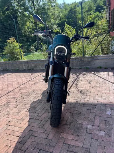 Benelli Leoncino 800 Trail (2022 - 26) usata