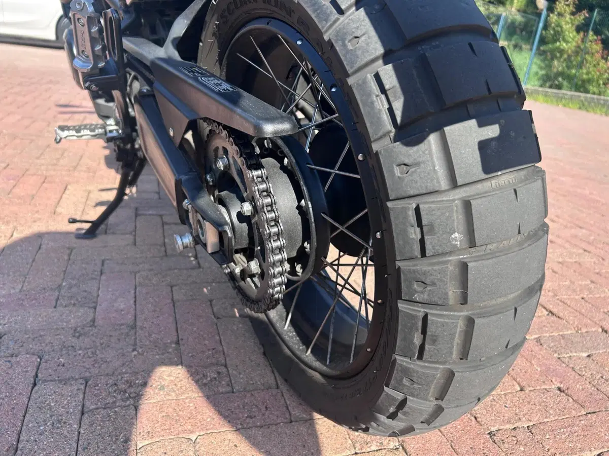 Benelli Leoncino 800 Trail (2022 - 26) (4)