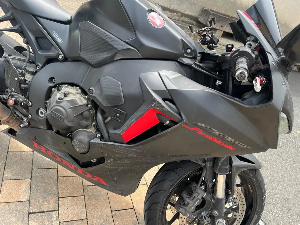 Honda CBR 1000 RR Fireblade (2017 - 19) (4)
