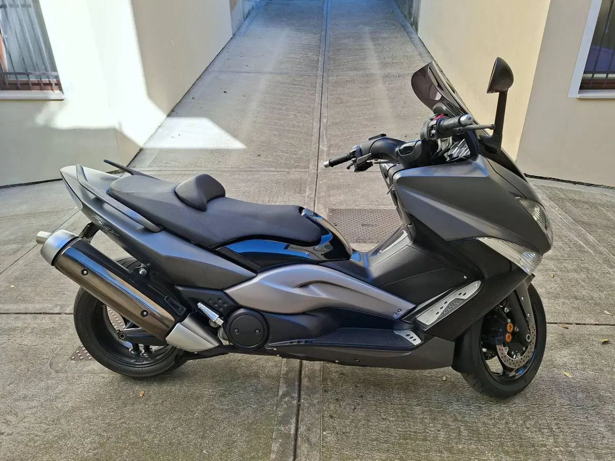 Yamaha T-Max 500 (2008 - 12) (2)