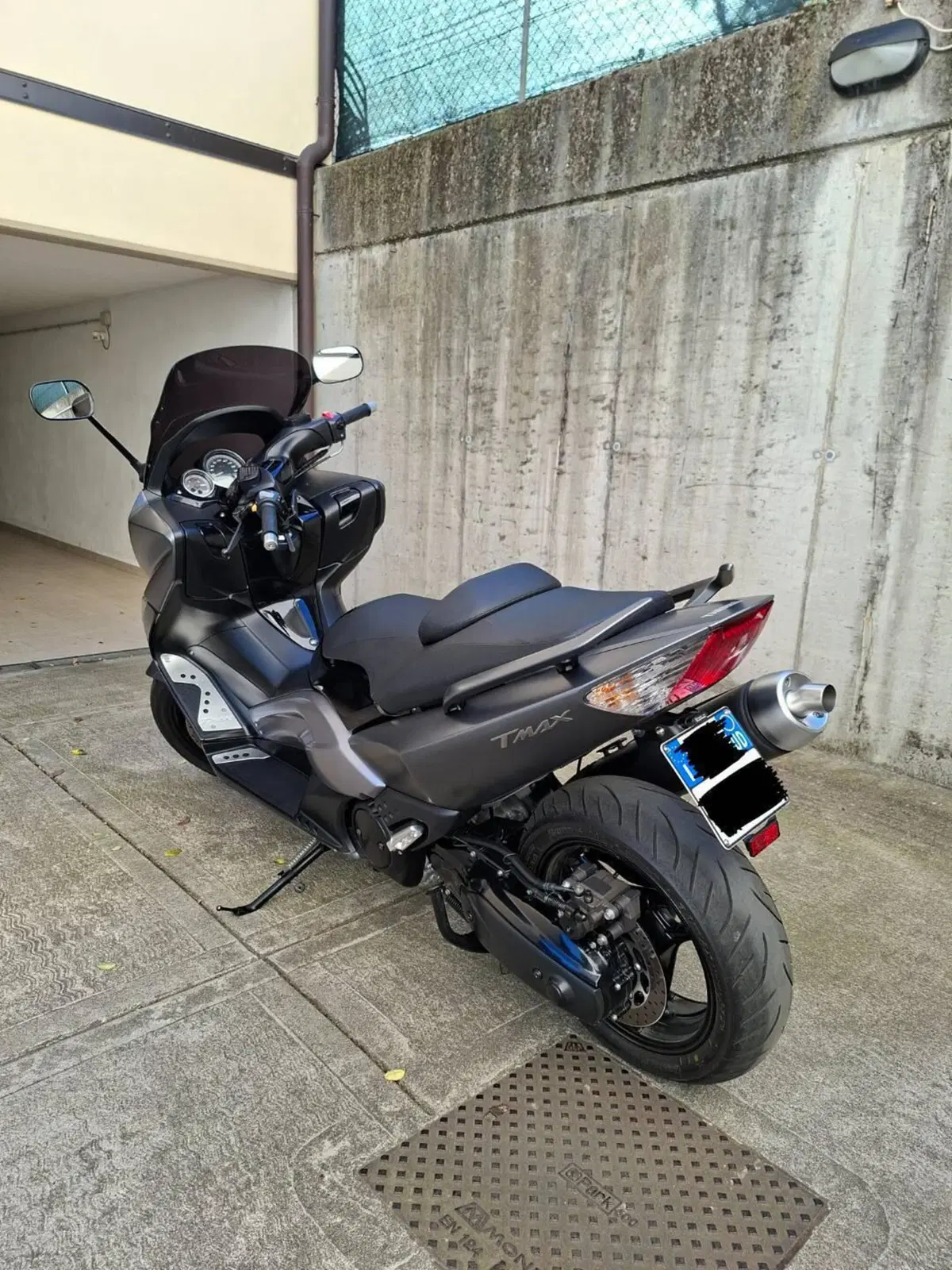 Yamaha T-Max 500 (2008 - 12) (9)