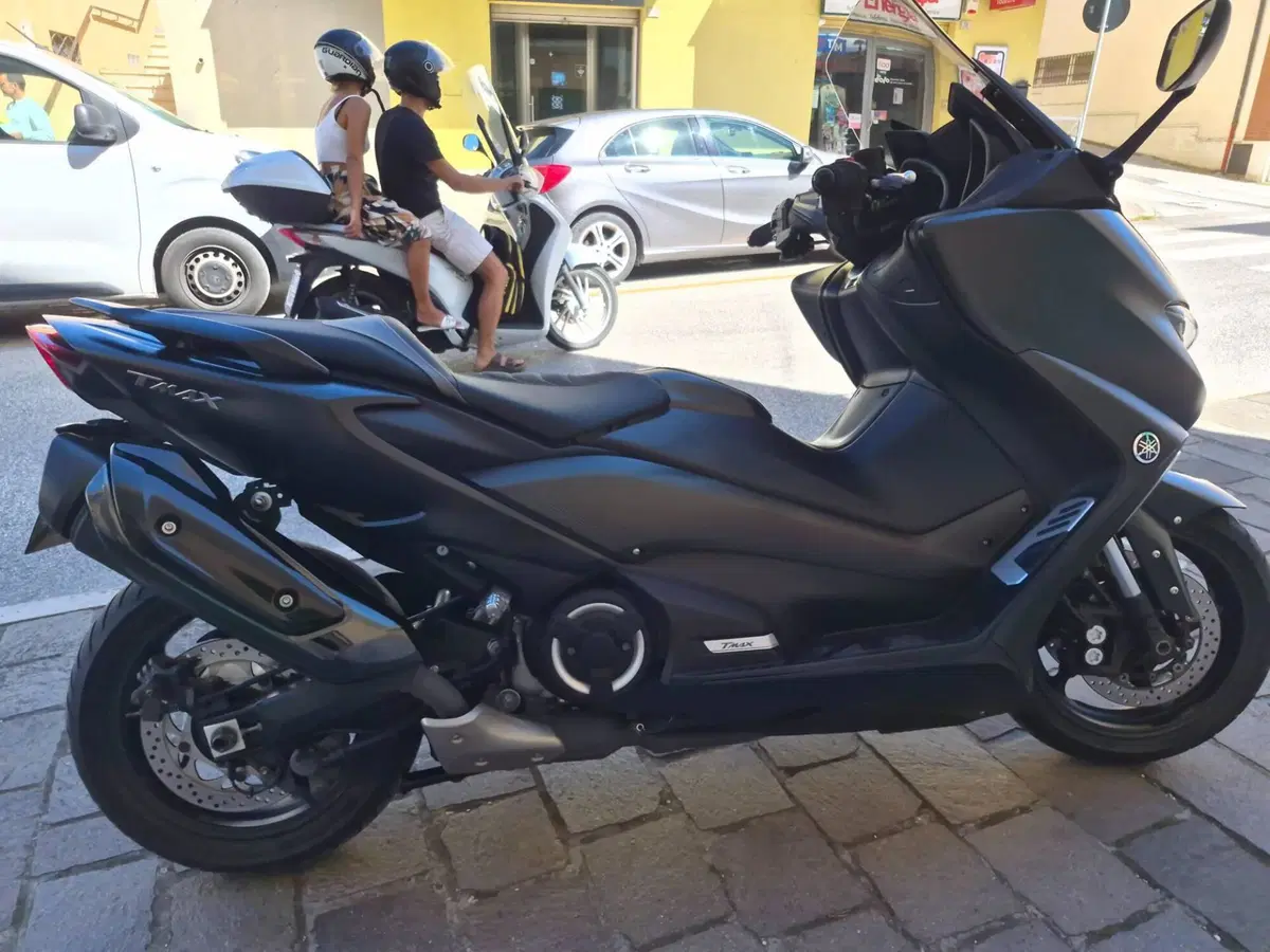Yamaha T-Max 560 (2020 - 21) (14)