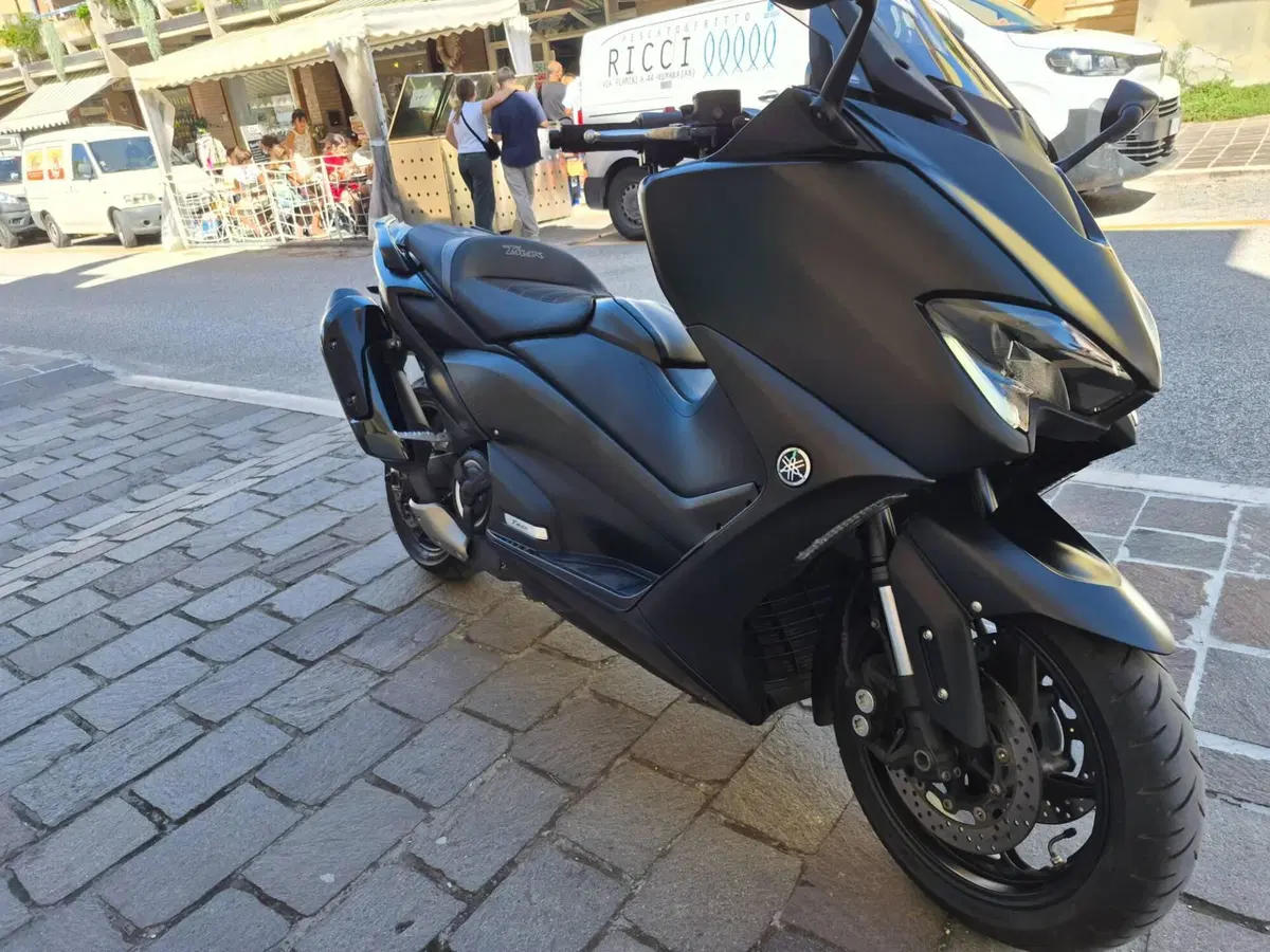 Yamaha T-Max 560 (2020 - 21) (15)