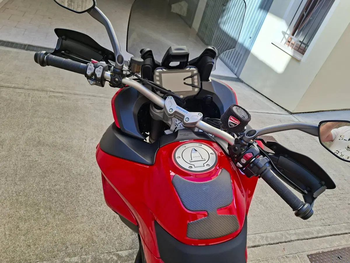 Ducati Multistrada V2 S (2022 - 24) (19)