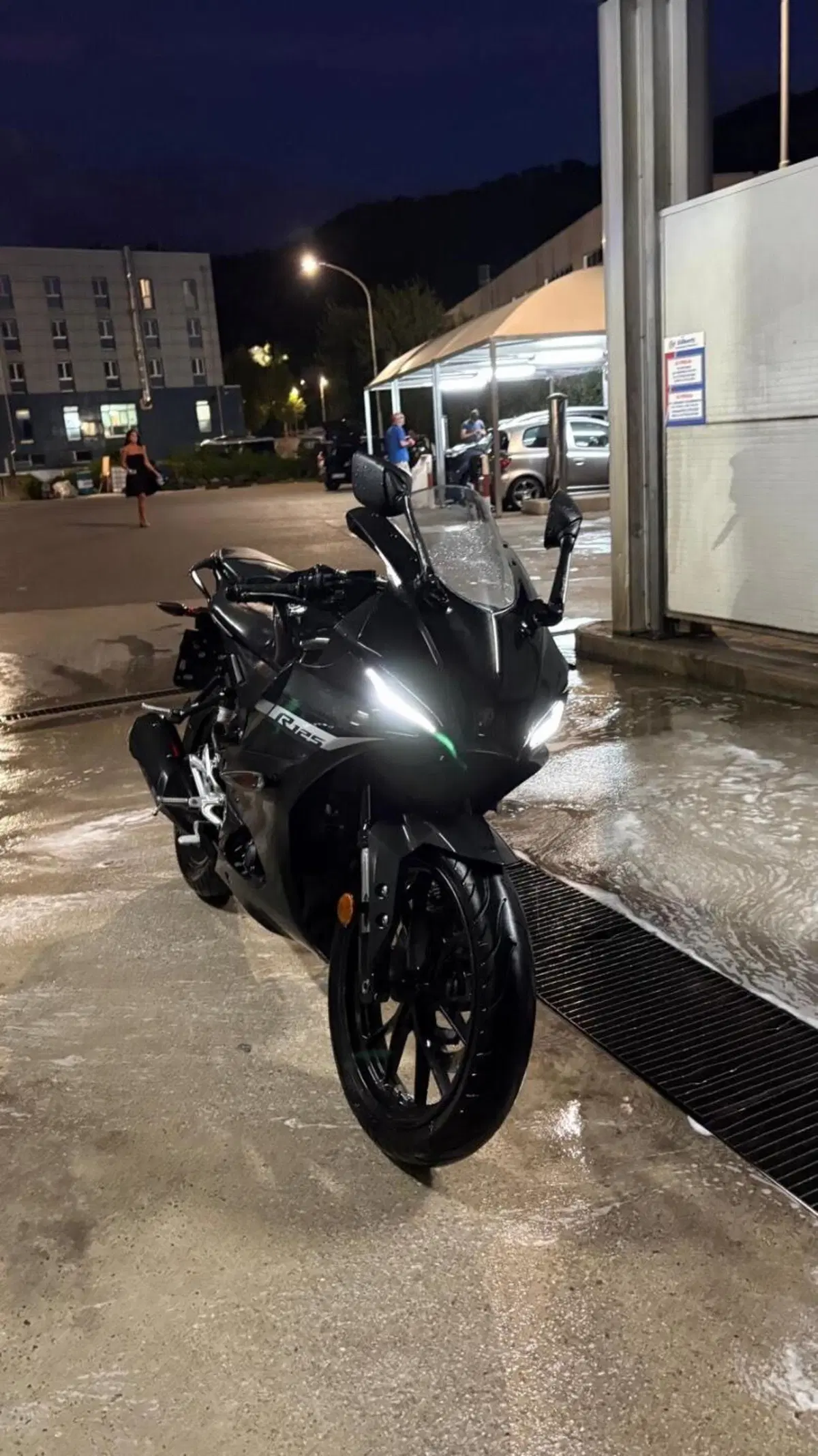 Yamaha YZF R125 (2023 - 26) (2)