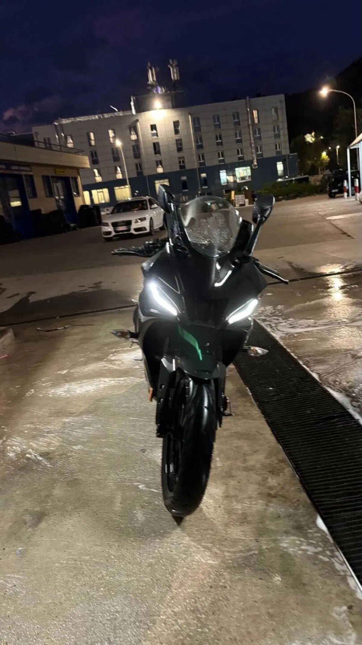 Yamaha YZF R125 (2023 - 26) (6)